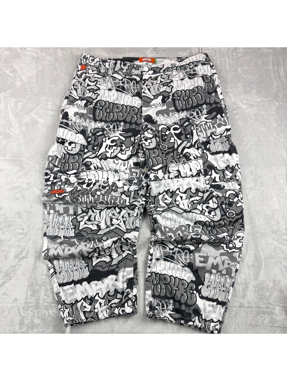 Empyre W40 Black White Graffiti Print Baggy Cargo Pants Y2K Skate Streetwear Pop